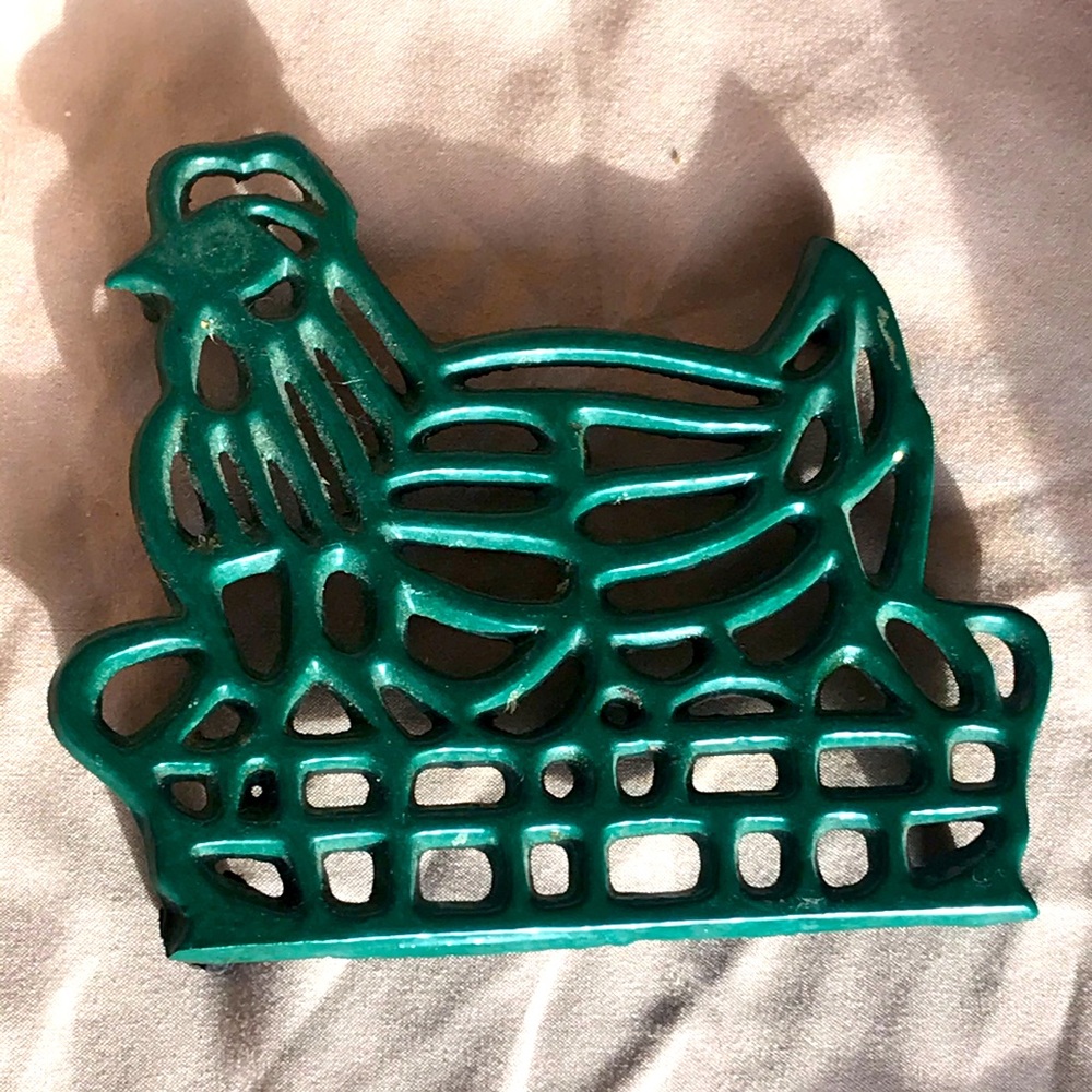 Dark Green chicken enamel coated Cast Iron Trivet